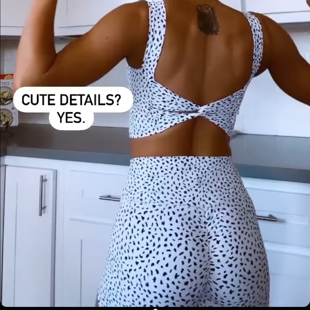 ISO speckled Astoria activewear set
